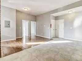 featured image of 585 Bramhall Ave ##3