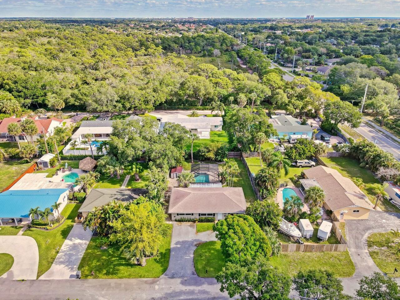 2545 Venice Dr - Photo 6 of 6