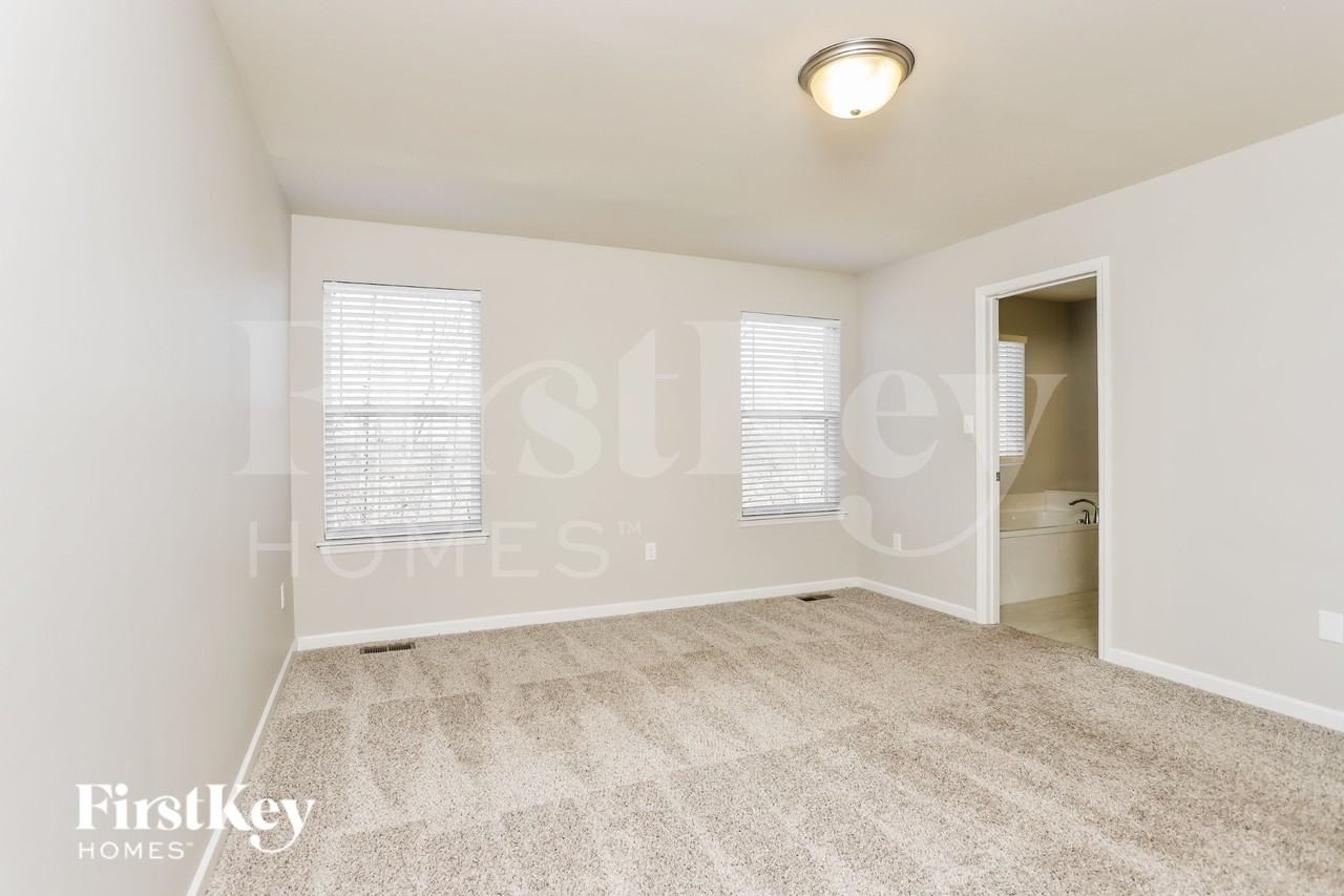 1701 Ridgeway Trl - Photo 7 of 16