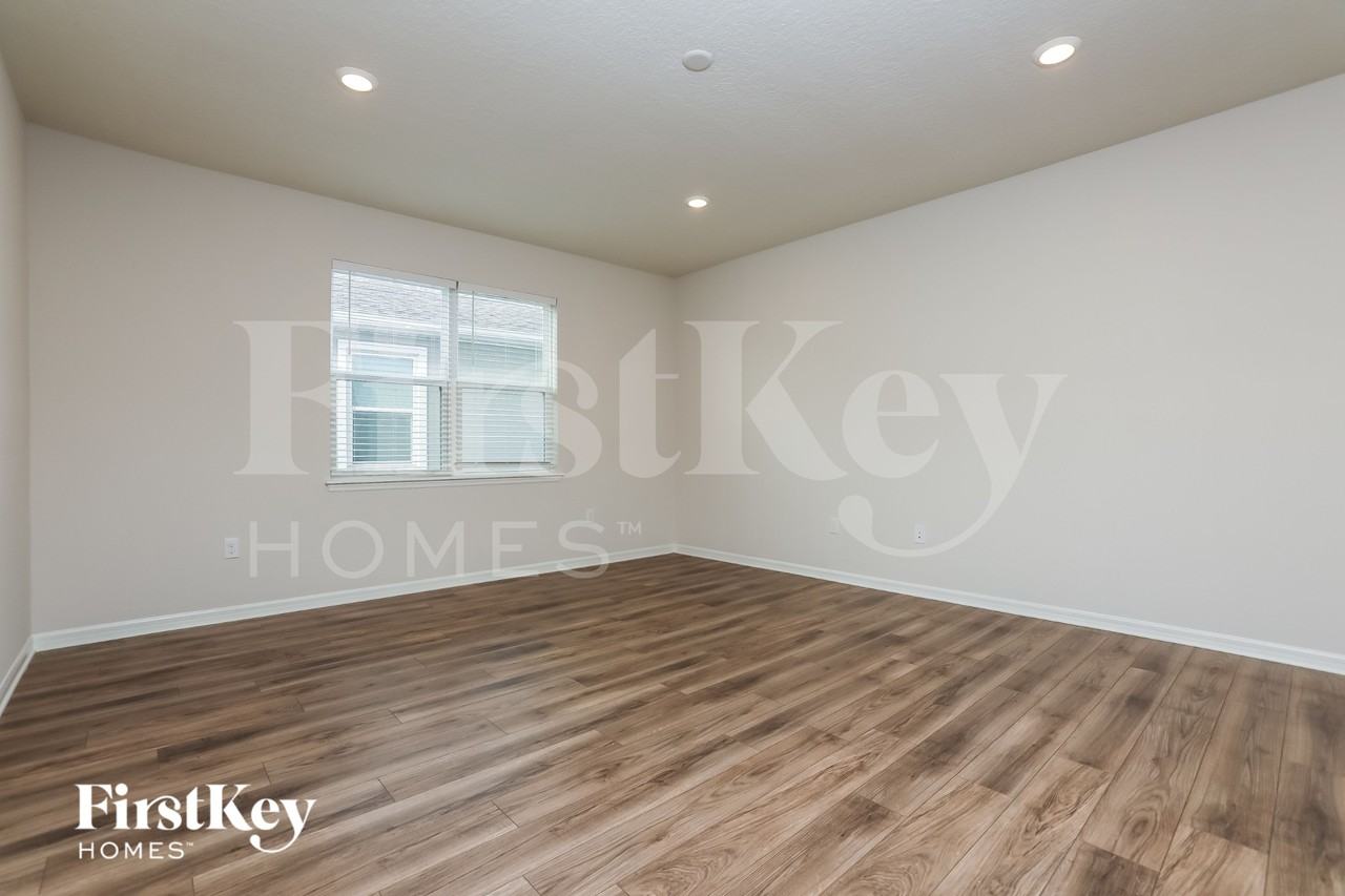 2648 Bobcat Chase Blvd - Photo 4 of 15