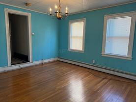 74 Otis St #2R - Photo 1 of 1