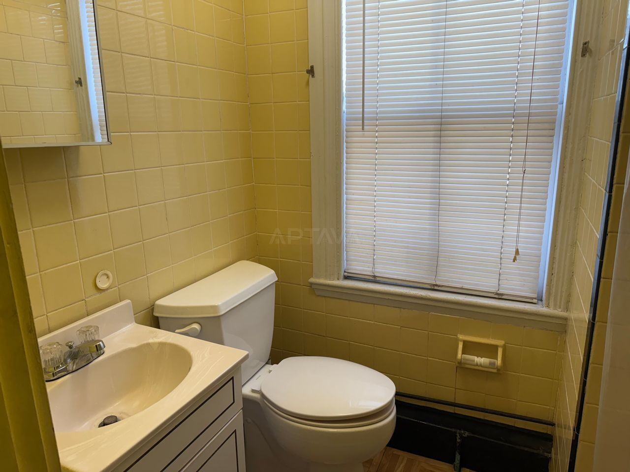 74 Otis St #2R - Photo 4 of 5