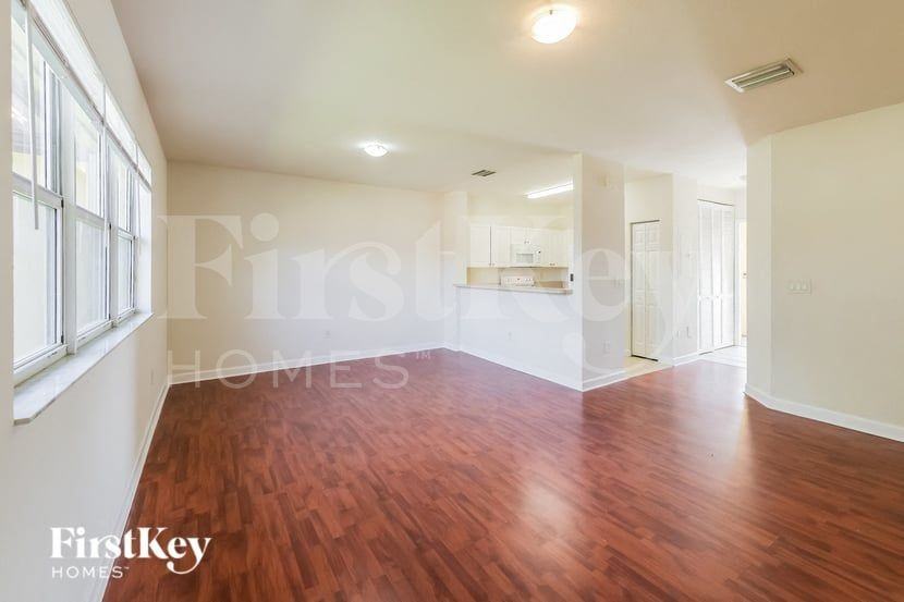 1490 Neroad #205 - Photo 2 of 16