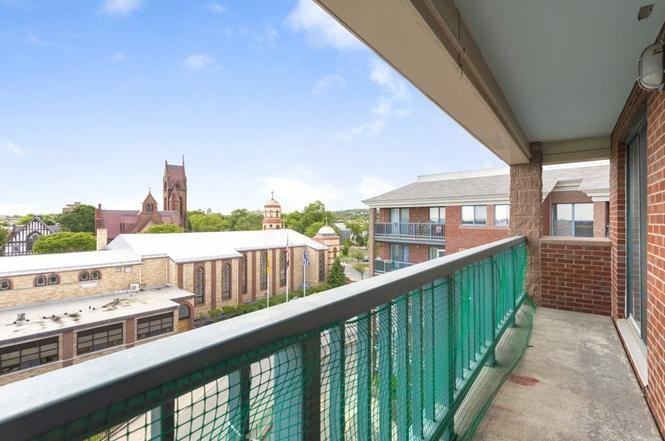 50 S Common St - Photo 7 of 14