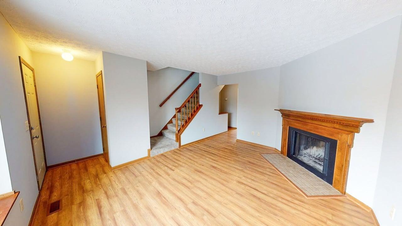 6468 Cranston Way - Photo 3 of 28