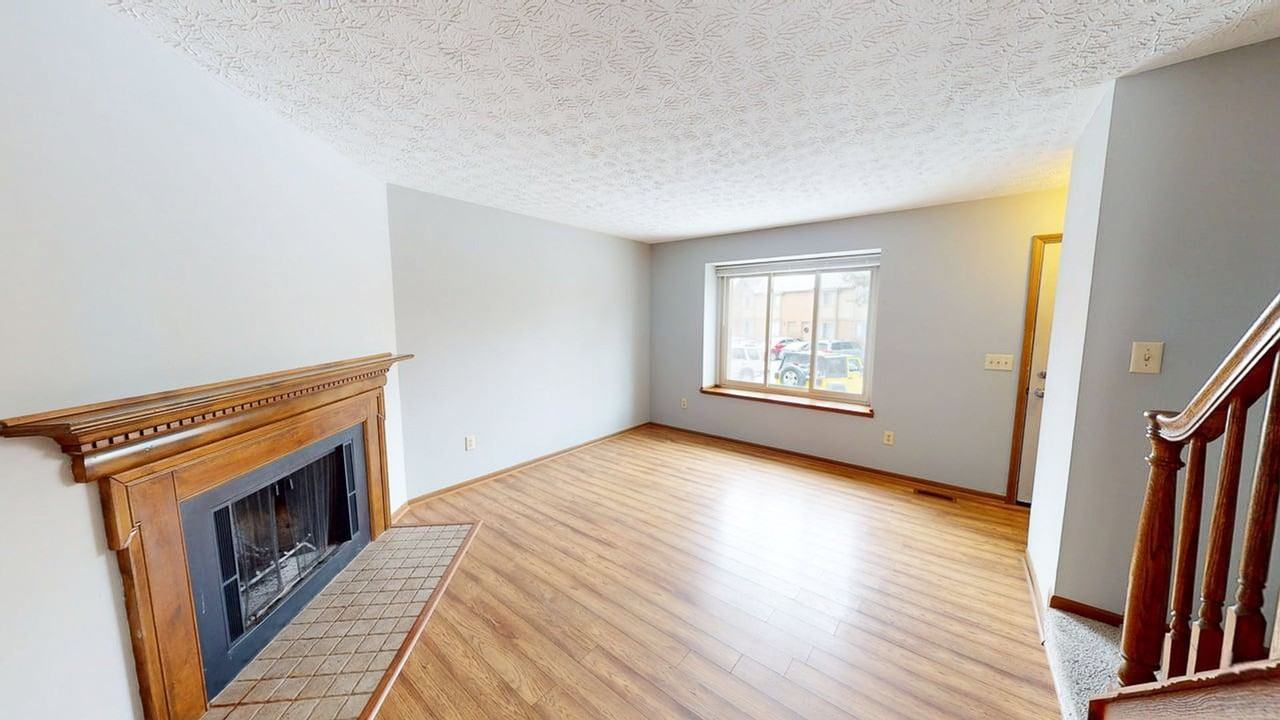 6468 Cranston Way - Photo 4 of 28