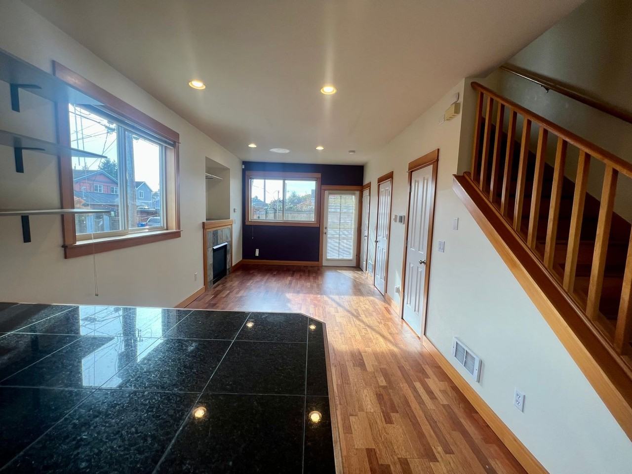 2300 14th Ave S #B - Photo 3 of 16