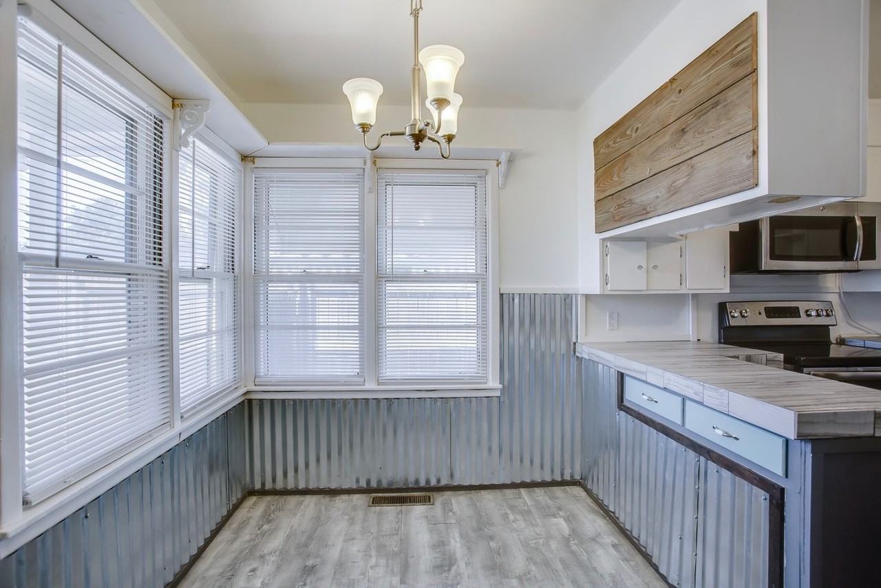 3417 35th St - Photo 7 of 15