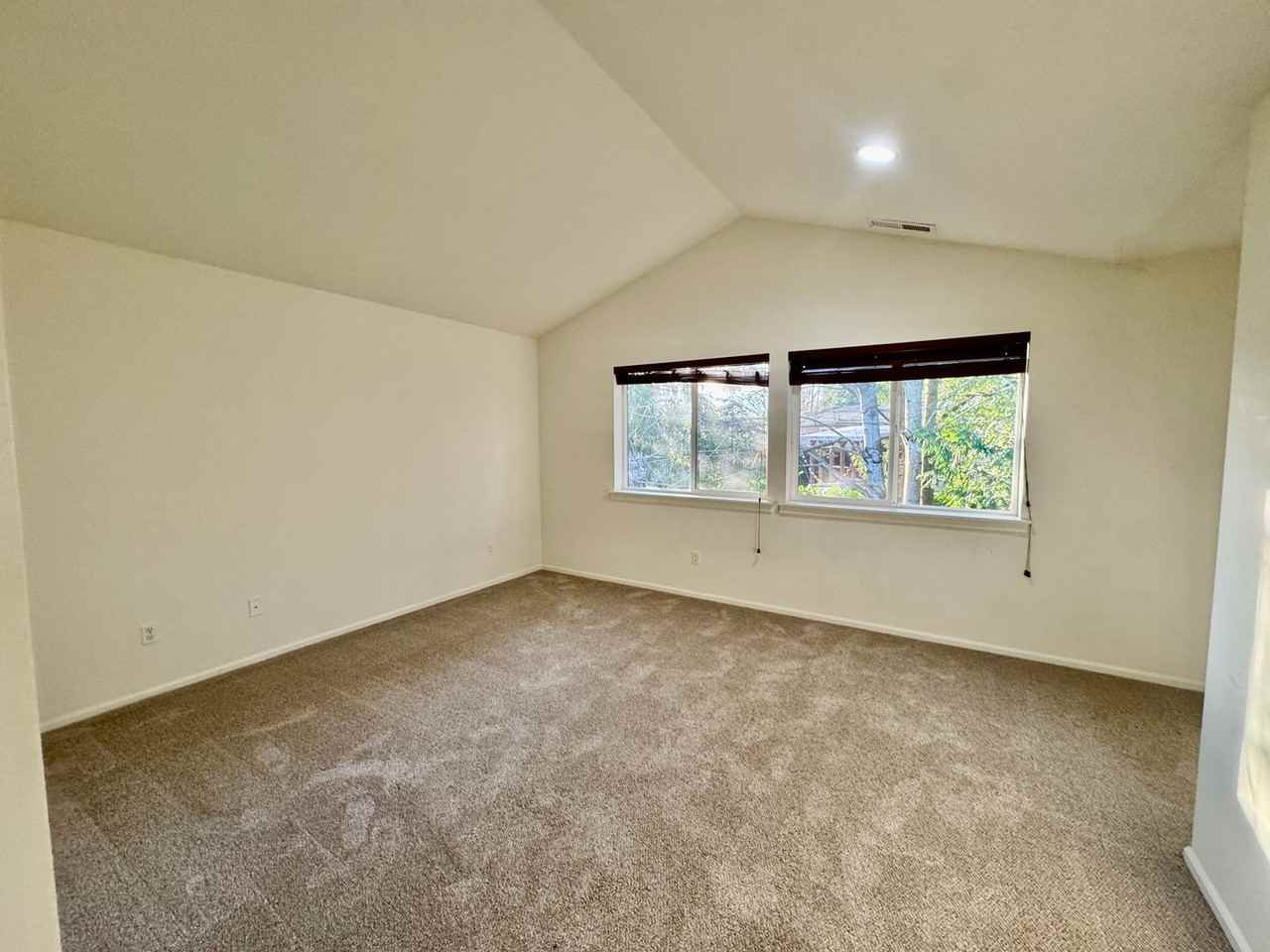 19815 128th Pl Ne - Photo 6 of 20