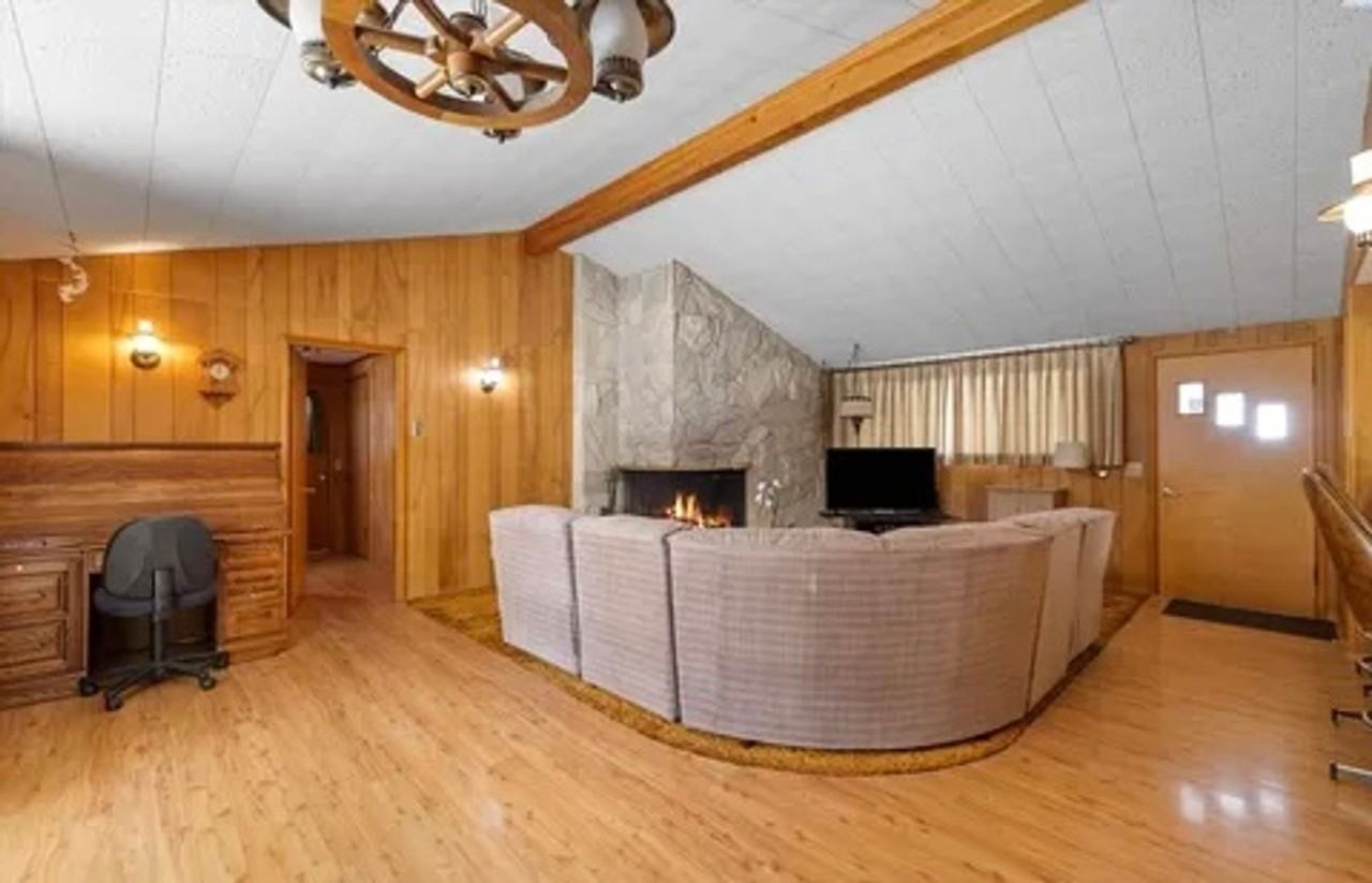 653 Cedar Ave - Photo 5 of 25