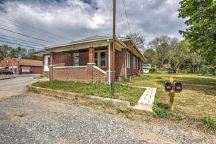 207 Falmouth Rd - Photo 1 of 1