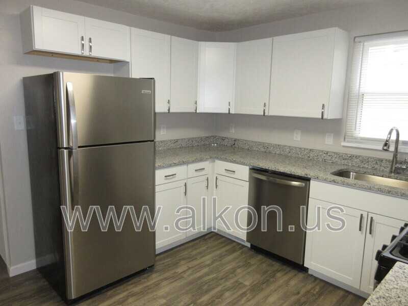 346 Connor St - Photo 7 of 17