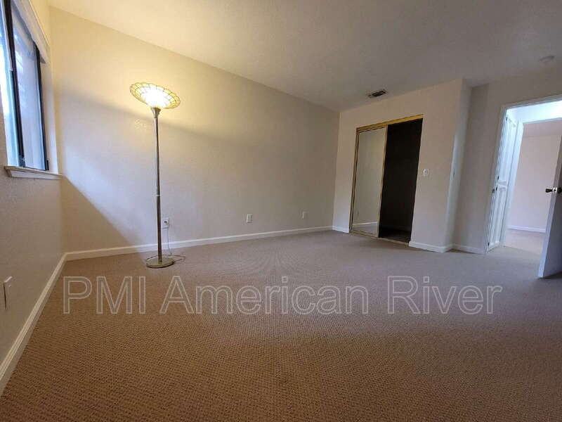 7474 Griggs Way - Photo 5 of 15