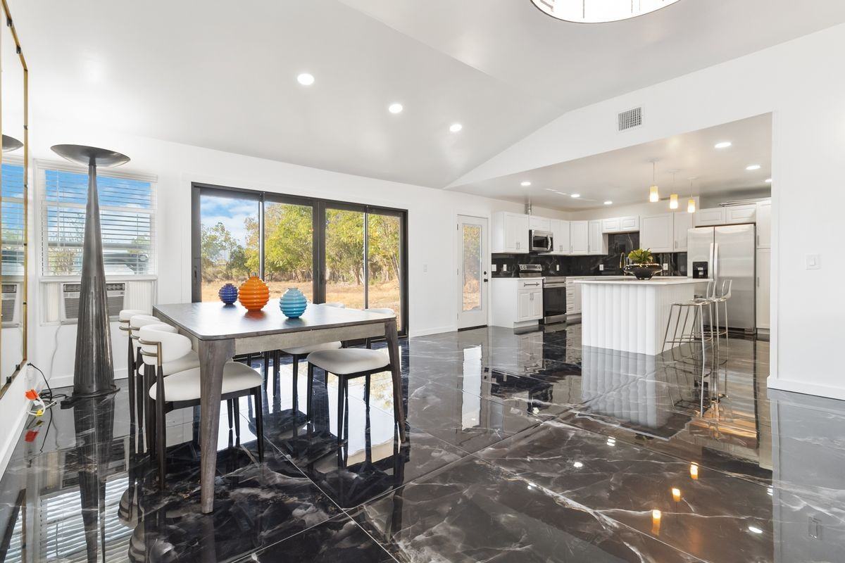 1092 State Highway 46 S - Photo 2 of 4