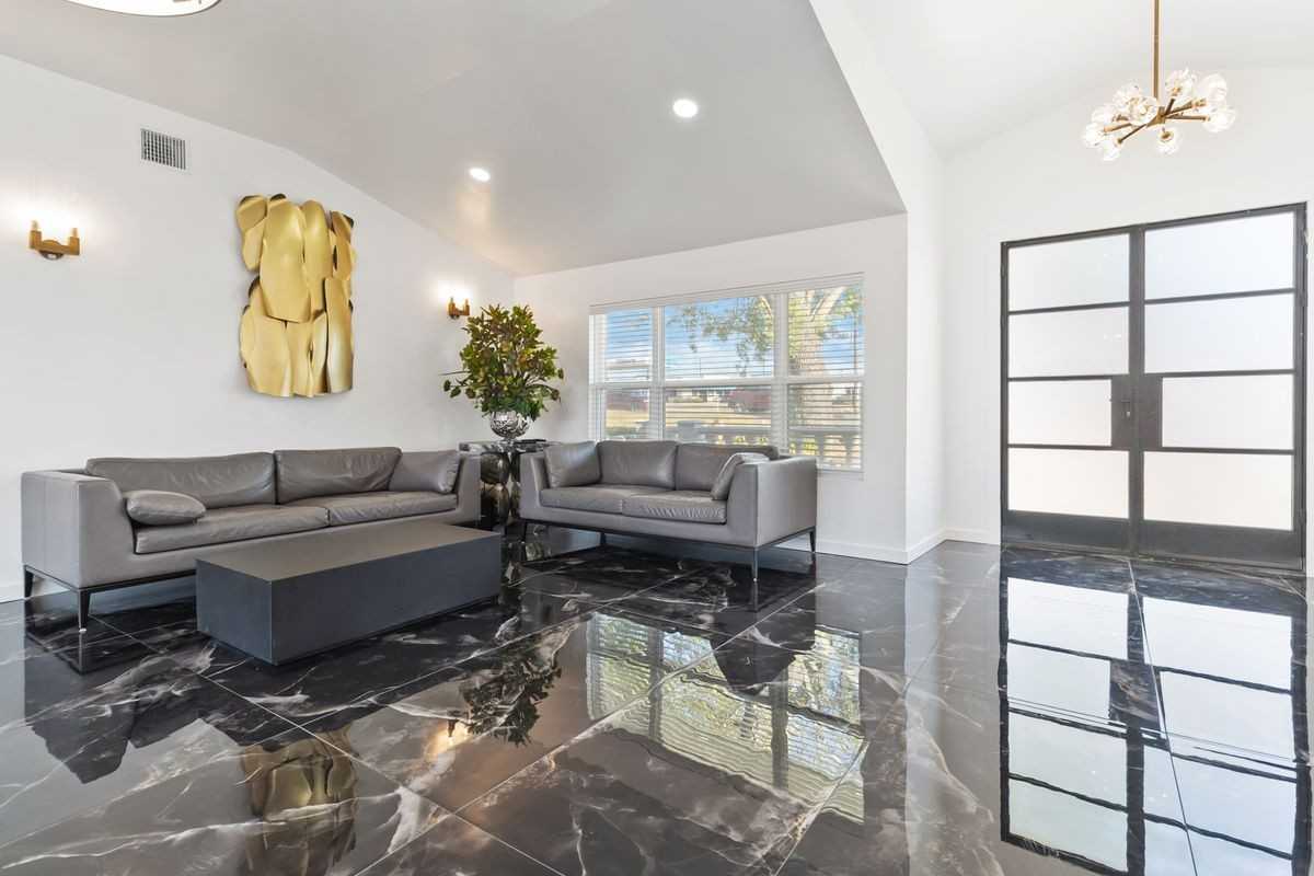 1092 State Highway 46 S - Photo 4 of 4