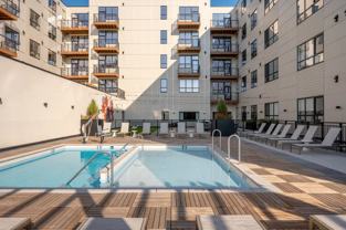 1060 Bolivar Rd - Photo 1 of 1