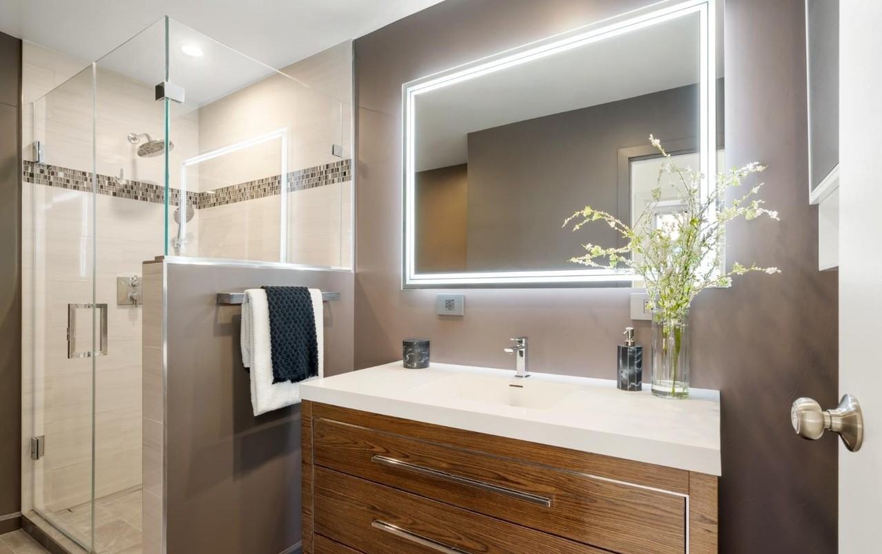 1060 Bolivar Rd - Photo 5 of 25