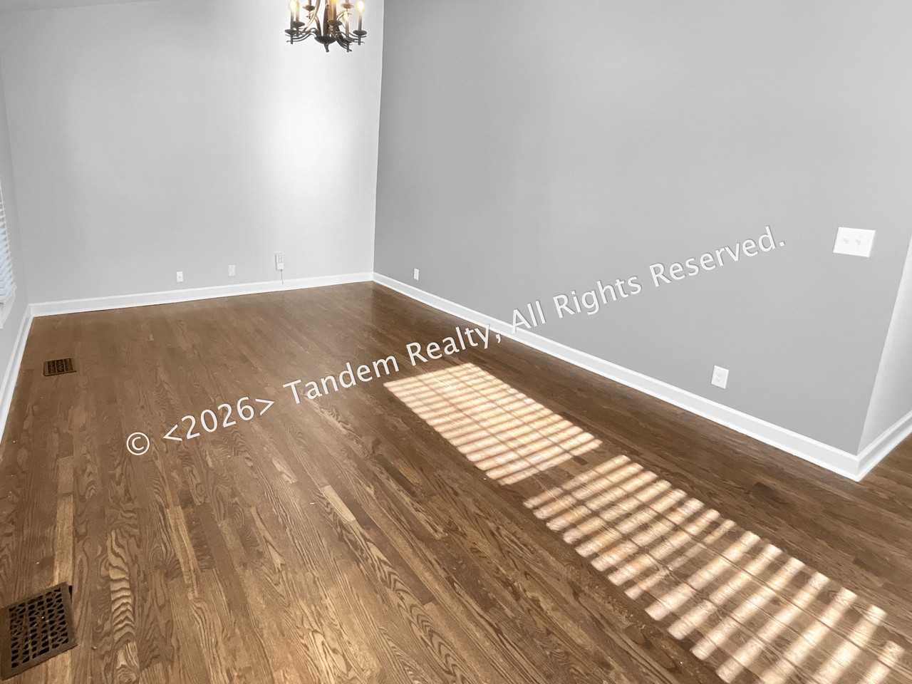 1712 4th Ave N - Photo 3 of 16