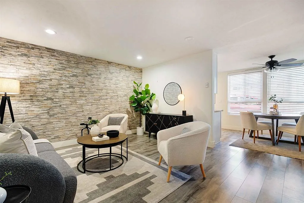 279 Moss St #25 - Photo 7 of 8