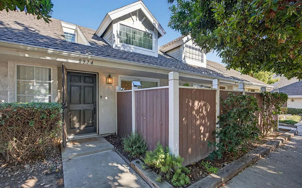 8974 Aberdare St - Photo 6 of 14