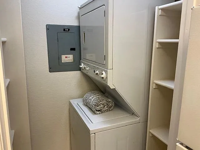 853 Woodside Way #236 - Photo 6 of 10