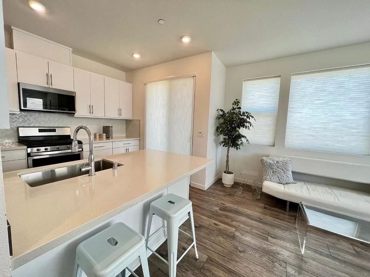 278 Box Ln - Photo 7 of 9