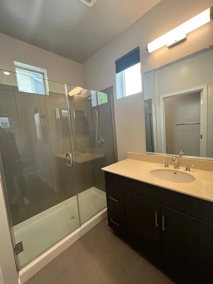 425 Lug Ln - Photo 5 of 7