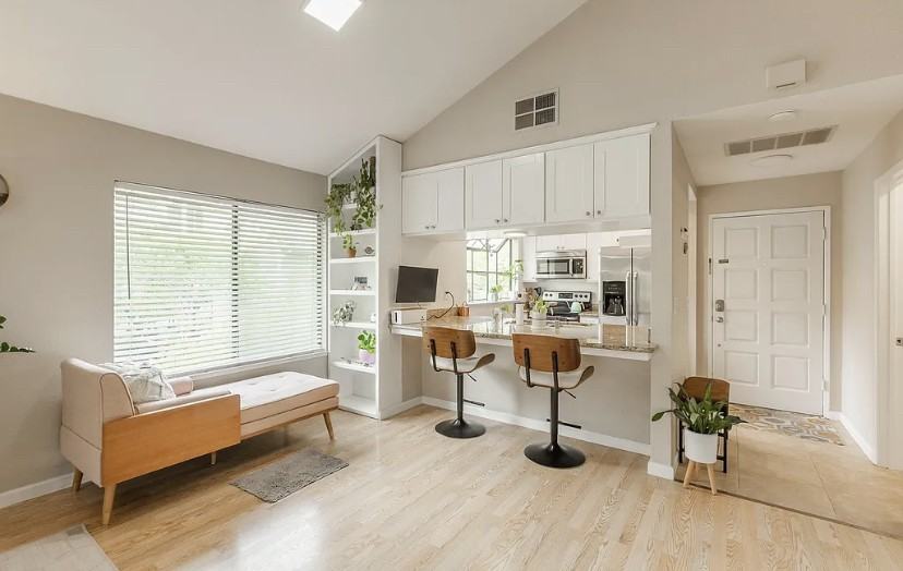 2436 Sebastopol Ln - Photo 2 of 10