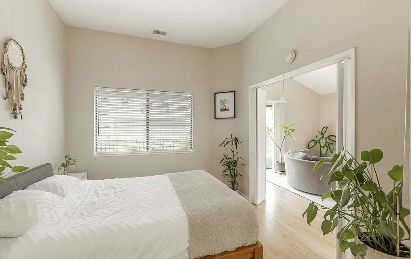 2436 Sebastopol Ln - Photo 7 of 10