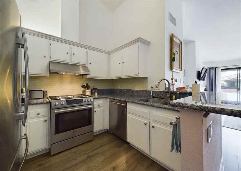 13110 Creek View Dr - Photo 7 of 14