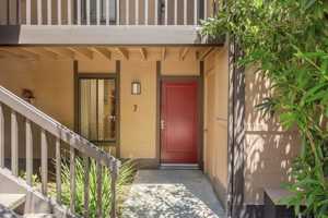 featured image of 765 N Rengstorff Ave