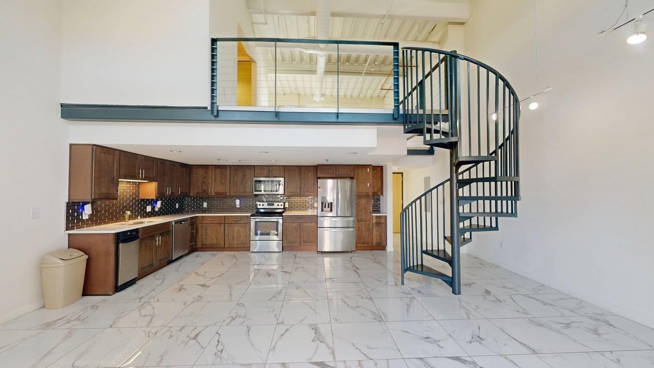 524 Central Ave Sw - Photo 2 of 50