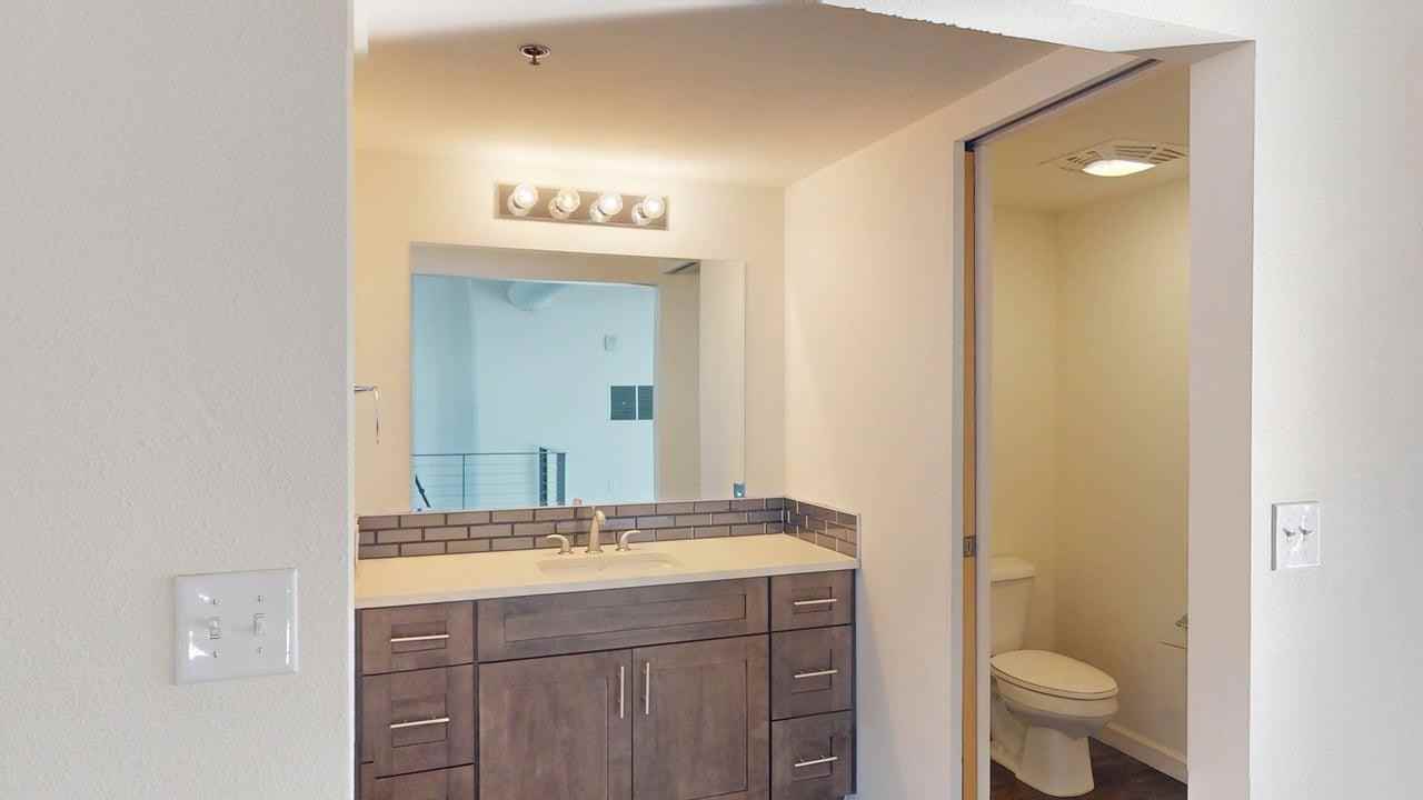 524 Central Ave Sw - Photo 7 of 50