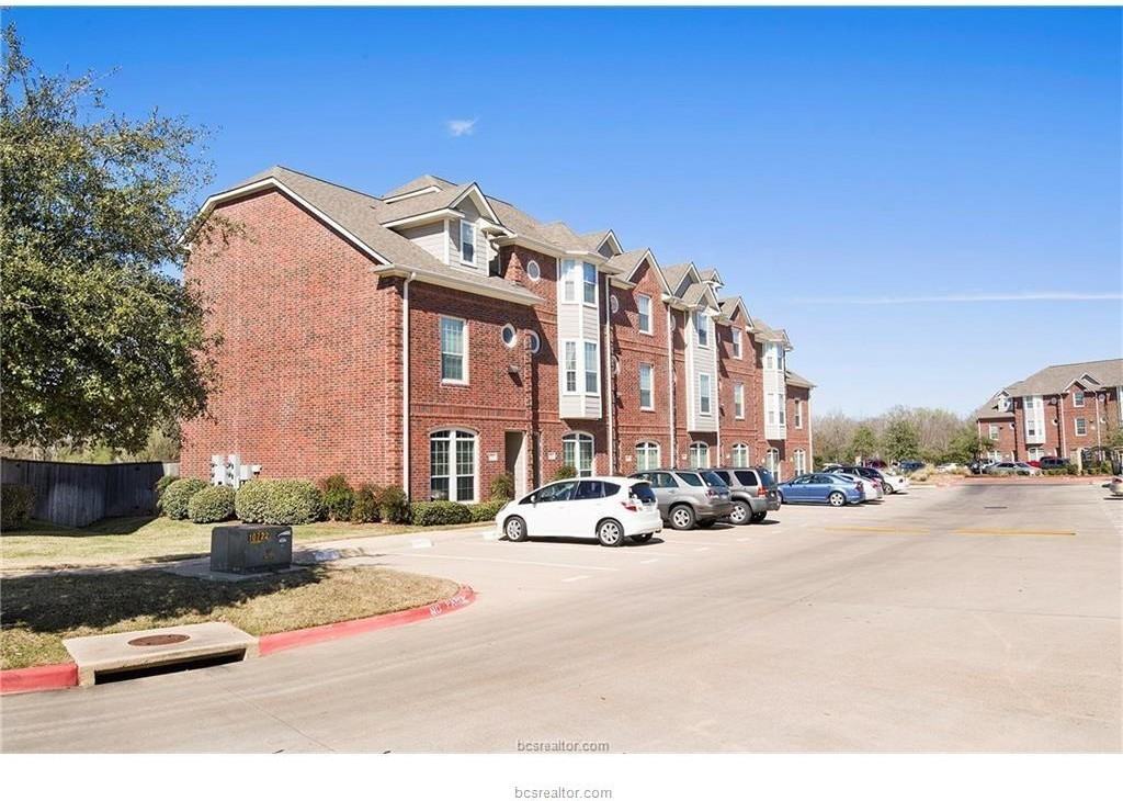 305 Holleman Dr E #601 - Photo 2 of 16