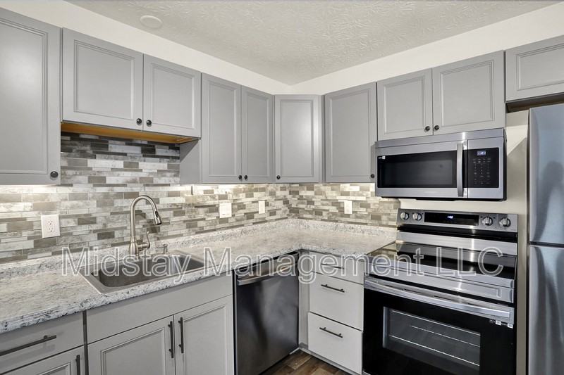 5120 Haverford Ave - Photo 3 of 18