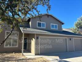 featured image of 136 Desert Springs Ln
