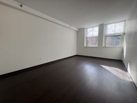 103 9th St #112 - Photo 1 of 1