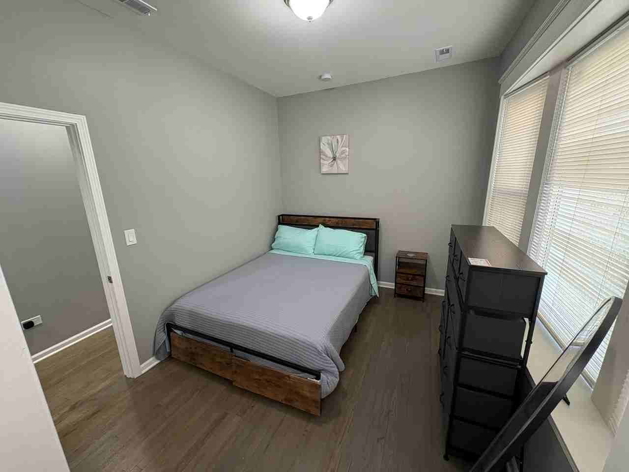 1755 E 72nd St #1 - Photo 5 of 11