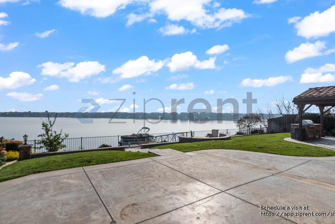 3998 Chiavari Way - Photo 4 of 50