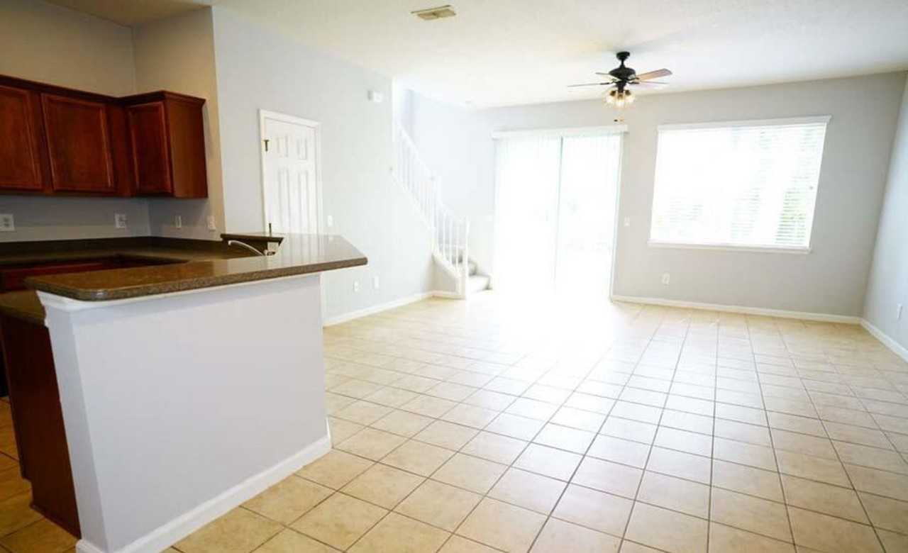 605 Mount Olympus Blvd #605 - Photo 7 of 19