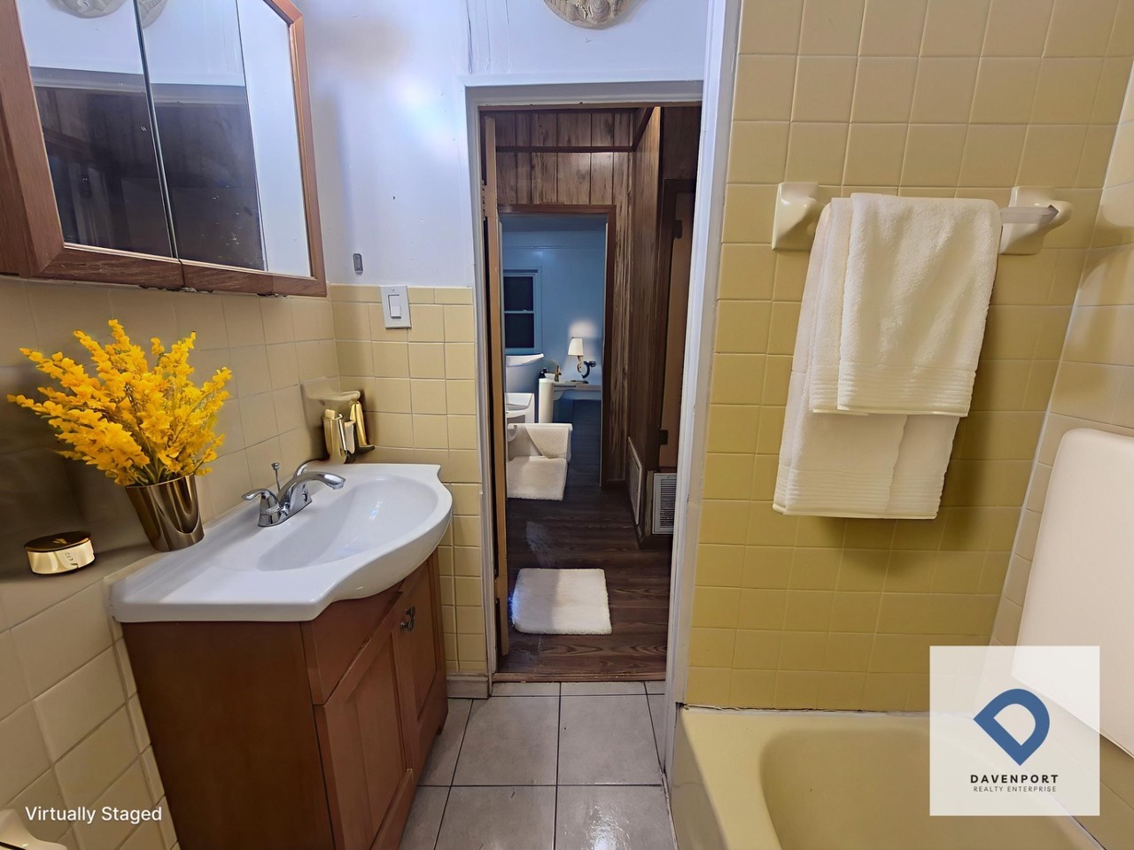 1604 Calloway St - Photo 6 of 13