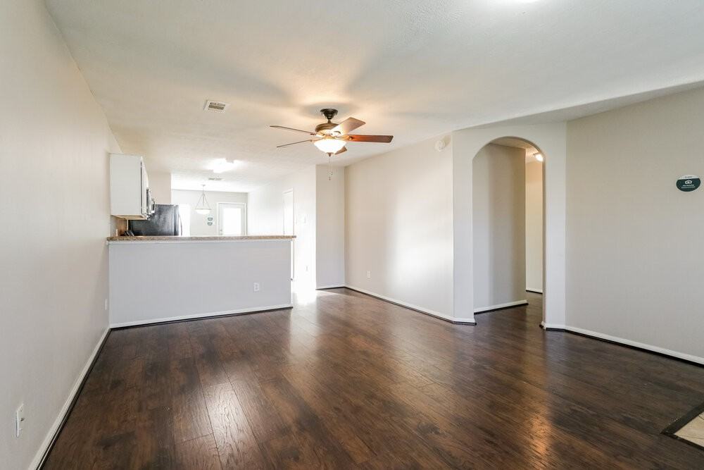 8127 Katie Mill Trl - Photo 4 of 16