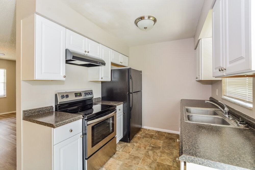 10945 Tangora St - Photo 6 of 16