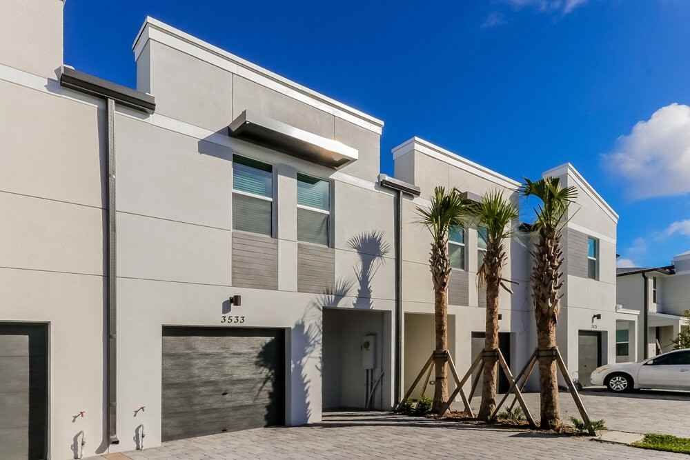 3533 Joshua Tree St - Photo 5 of 17