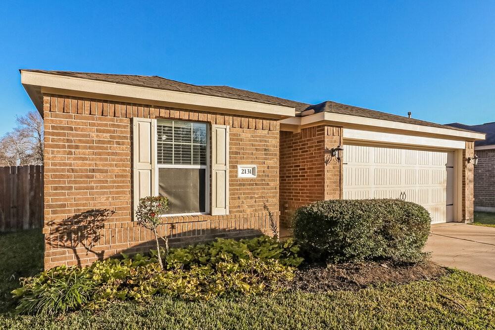 2131 Golden Topaz Dr - Photo 3 of 16