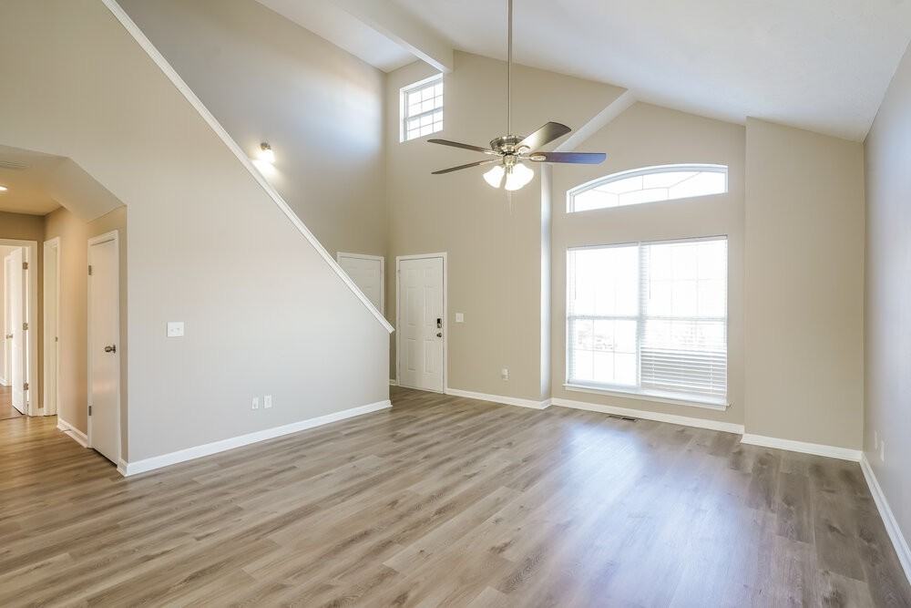 205 Lake Forest Dr - Photo 5 of 17