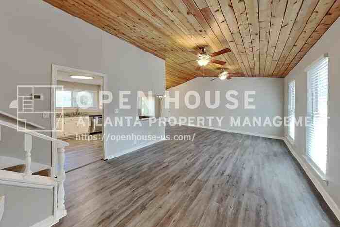 1734 Wingard Dr - Photo 4 of 23