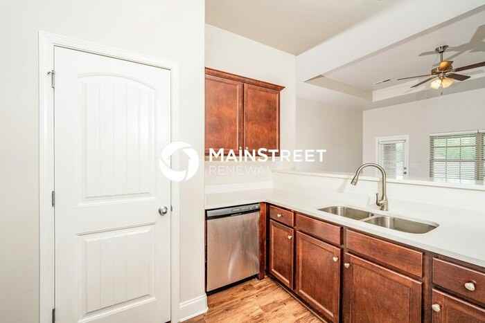 950 Brookhaven Dr - Photo 6 of 18