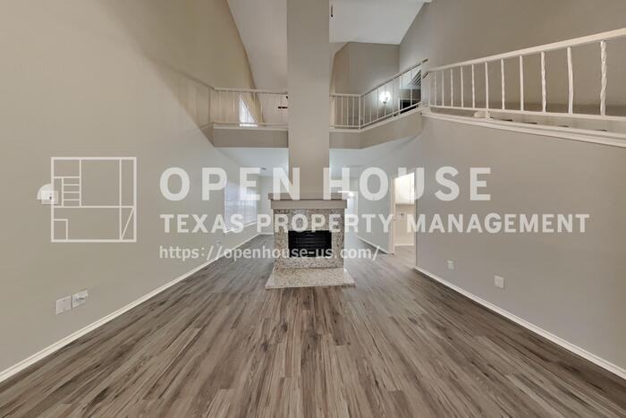 4327 Palmer Plantation Dr - Photo 5 of 21