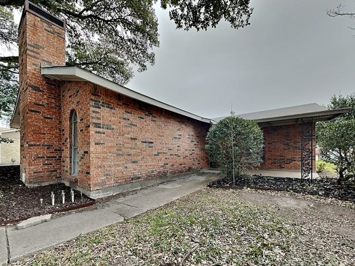 446 Thistle Dr - Photo 6 of 25